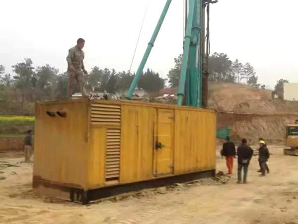 鹤壁如何判断水冷式机油散热器密封件是否需要更换？